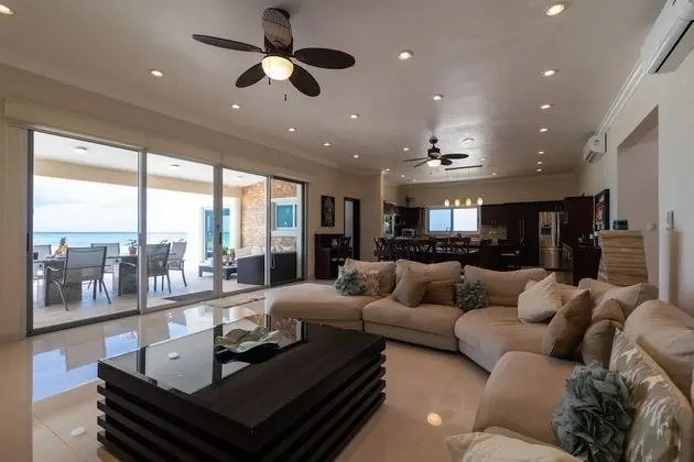 Casa Joya del Mar Beachfront