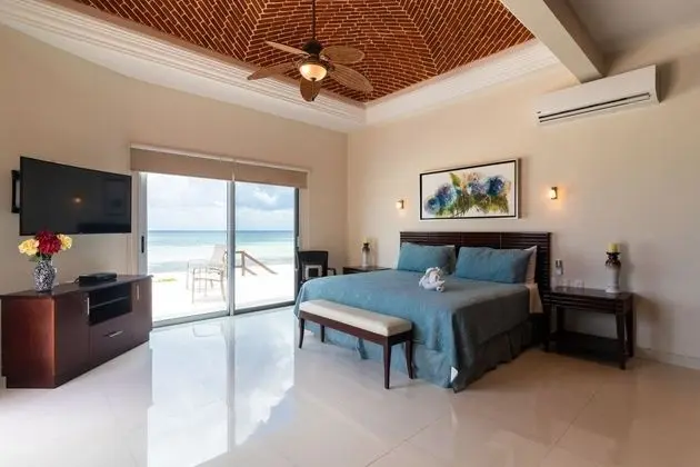 Casa Joya del Mar Beachfront