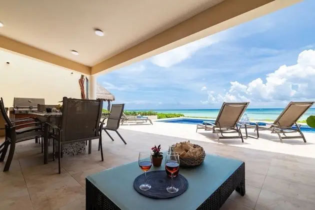 Casa Joya del Mar Beachfront