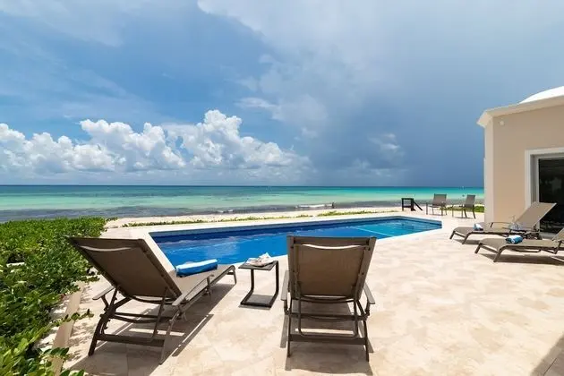 Casa Joya del Mar Beachfront