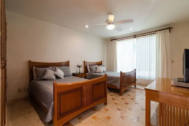 Casa Miramar Ocean View 4 Bedrooms
