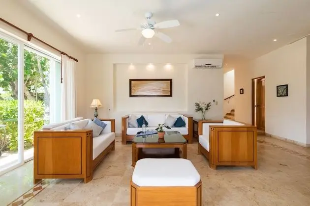 Casa Miramar Ocean View 4 Bedrooms