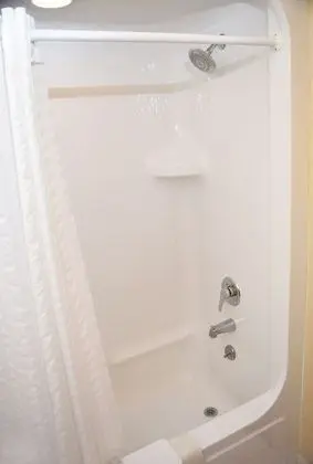 Standard Oda, 1 En Büyük (King) Boy Yatak, Balkon, Göl Manzaralı