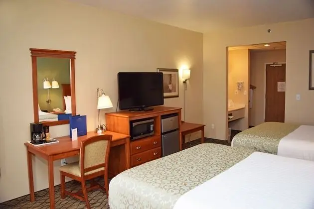 Standard Oda, 2 Büyük (Queen) Boy Yatak, Balkon, Göl Manzaralı