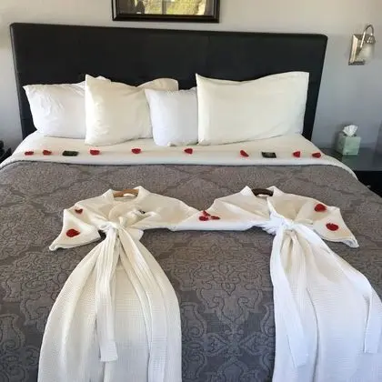 Romantic Süit, Sıcak Su Havuzu, Okyanusa Sıfır (Accessed via Stairs)