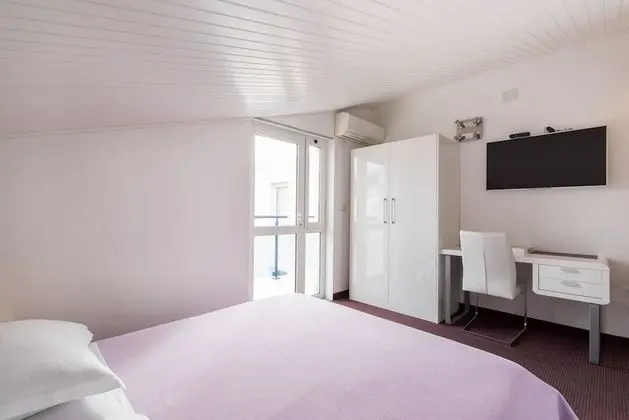 Double Room Balcony Sea  Side View