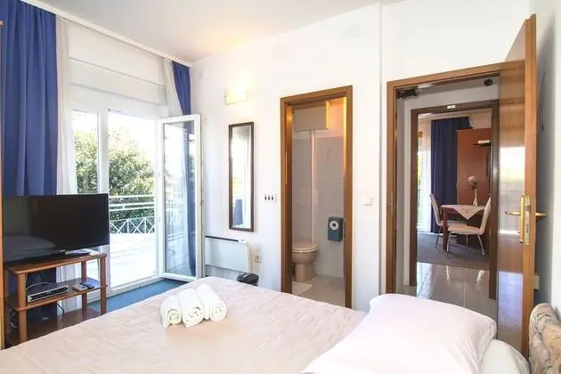 Economy Double Room with Balcony