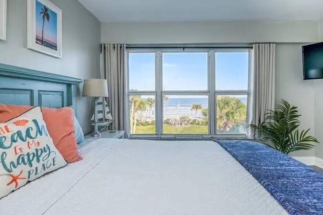 Daire (Beachfront Paradise)