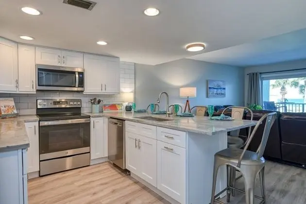 Daire (Beachfront Paradise)