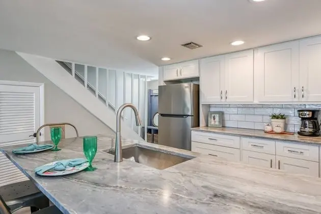 Daire (Beachfront Paradise)