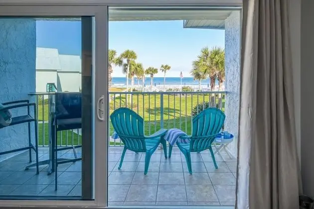 Daire (Beachfront Paradise)