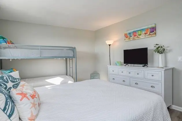 Daire (Beachfront Paradise)