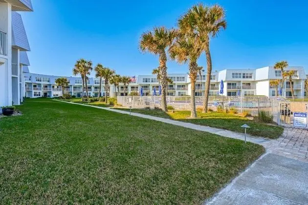 Daire (Beachfront Paradise)