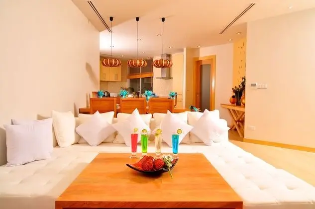 1 Bedroom Crystal Sand Suite