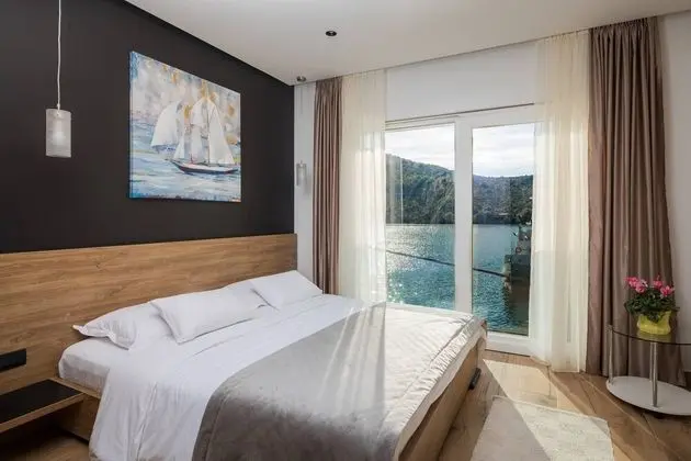 Villa, Denize Sıfır