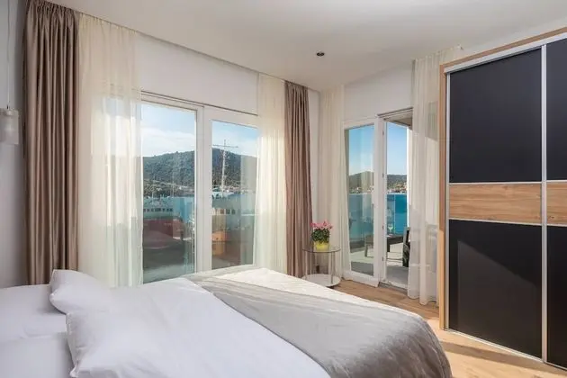 Villa, Denize Sıfır