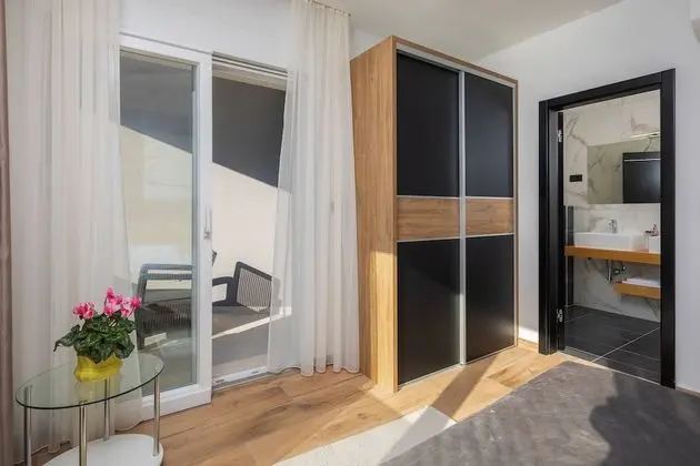 Villa, Denize Sıfır
