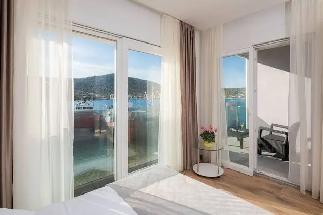 Villa, Denize Sıfır