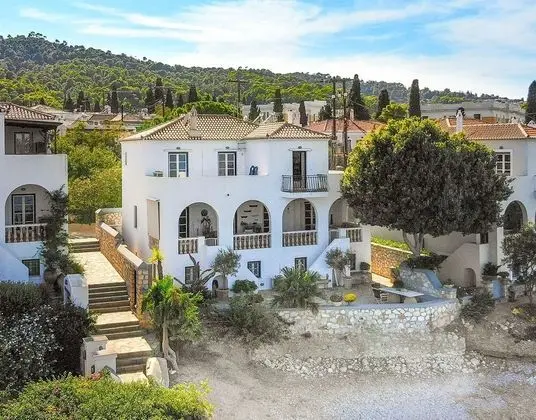 Villa, Birden Çok Yatak Odası, Şömine