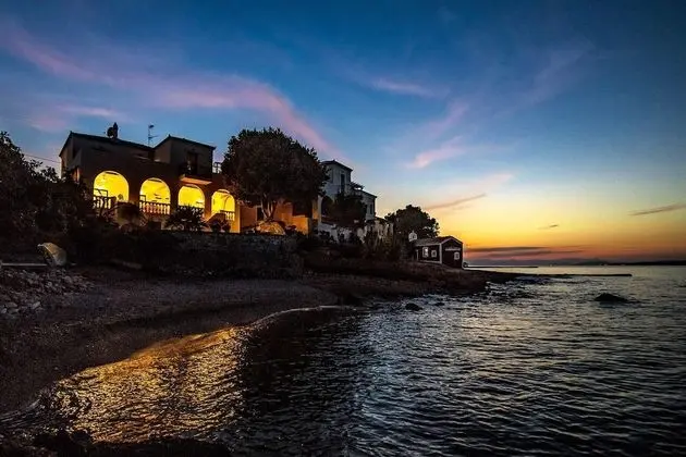 Villa, Birden Çok Yatak Odası, Şömine