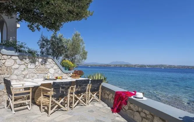 Villa, Birden Çok Yatak Odası, Şömine