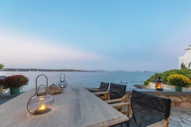 Villa, Birden Çok Yatak Odası, Şömine