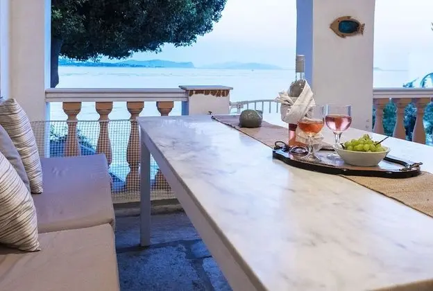 Villa, Birden Çok Yatak Odası, Şömine