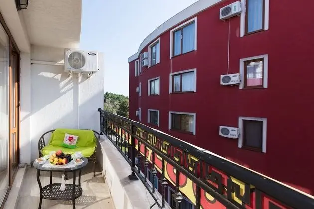 Family Stüdyo, Balkon