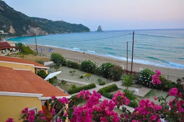 Ev, 2 Yatak Odası, Sigara İçilebilir, Veranda