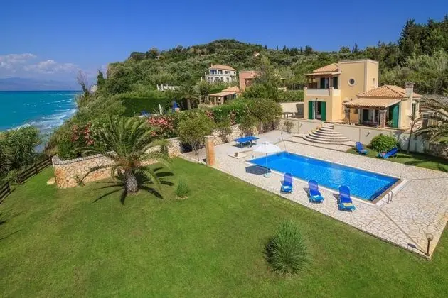 Villa, Engellilere Uygun, Sigara İçilebilir