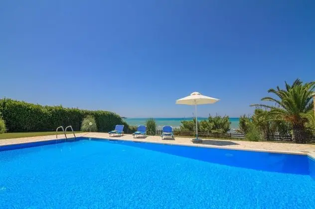 Villa, Engellilere Uygun, Sigara İçilebilir