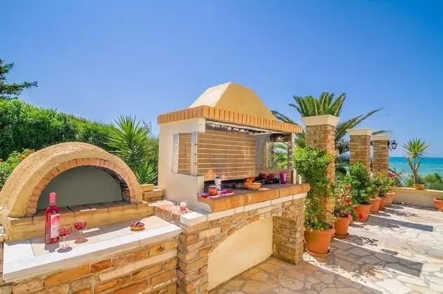 Villa, Engellilere Uygun, Sigara İçilebilir
