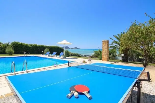 Villa, Engellilere Uygun, Sigara İçilebilir