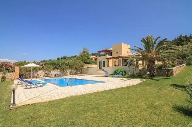 Villa, Engellilere Uygun, Sigara İçilebilir