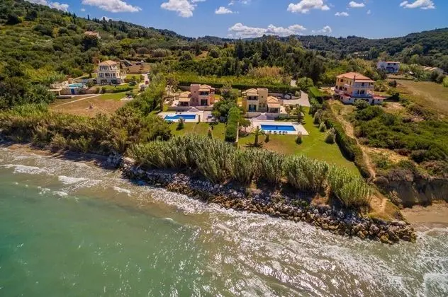 Villa, Engellilere Uygun, Sigara İçilebilir