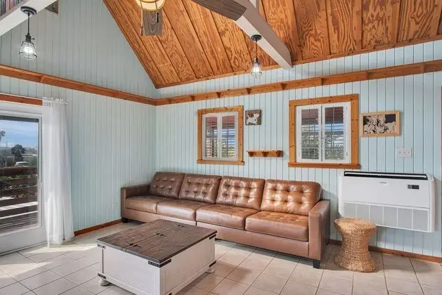 Ev, Birden Çok Yatak, Veranda (Beachin' Country)
