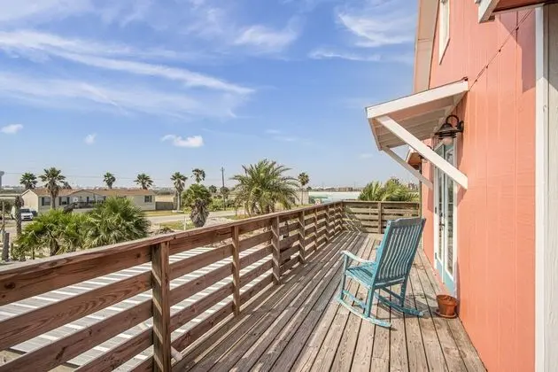 Ev, Birden Çok Yatak, Veranda (Beachin' Country)