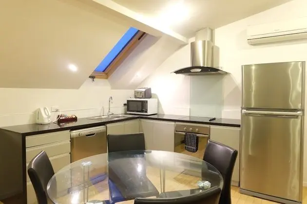 Apart Daire, 3 Yatak Odası, Sigara İçilmez, Balkon