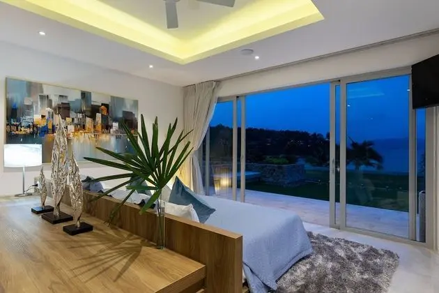 Deluxe Villa