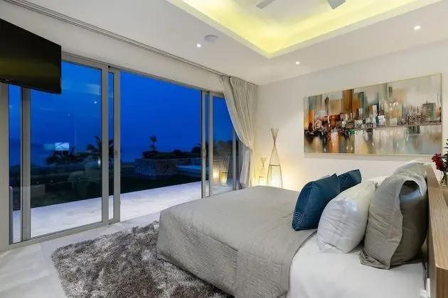 Deluxe Villa