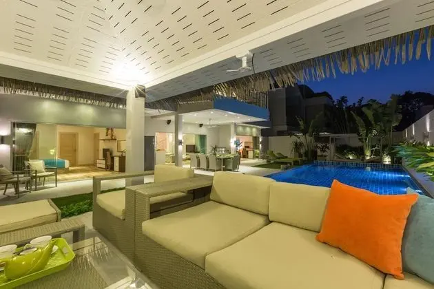 Deluxe Villa, 5 Yatak Odası, Havuz Manzaralı, Plaj Kenarı