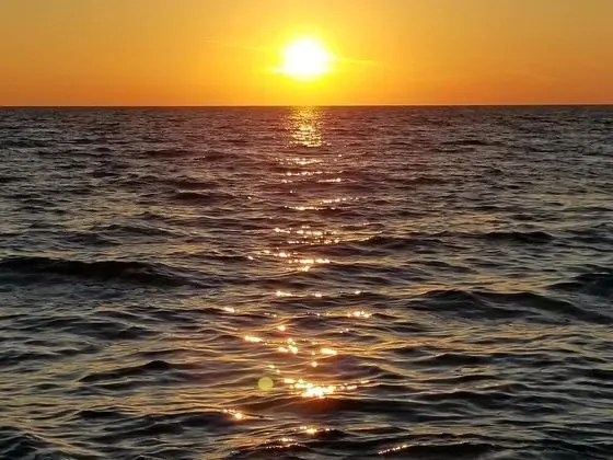 Ev (Beachside Sunrise at PCB New 226 Mbps)