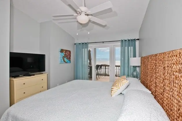Sıra Ev, 3 Yatak Odası, Denize Sıfır (Beachside West 1)