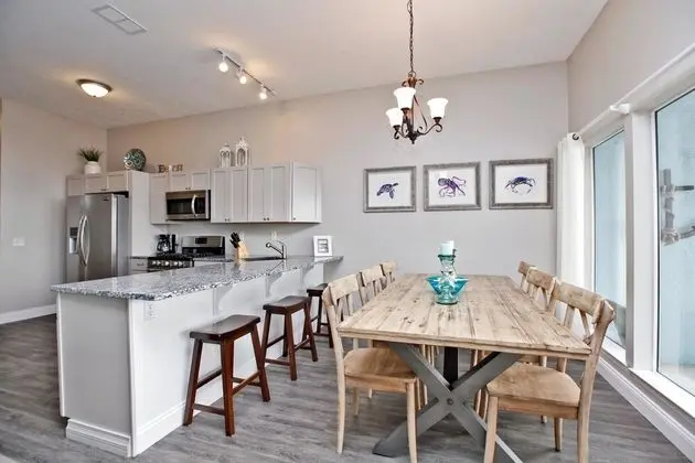 Sıra Ev, 3 Yatak Odası, Denize Sıfır (Beachside West 1)