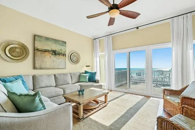 Sıra Ev, 3 Yatak Odası, Denize Sıfır (Beachside West 7)