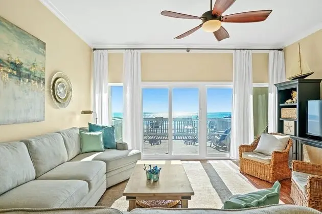 Sıra Ev, 3 Yatak Odası, Denize Sıfır (Beachside West 7)