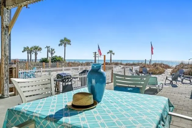 Sıra Ev, 3 Yatak Odası, Denize Sıfır (Beachside West 7)