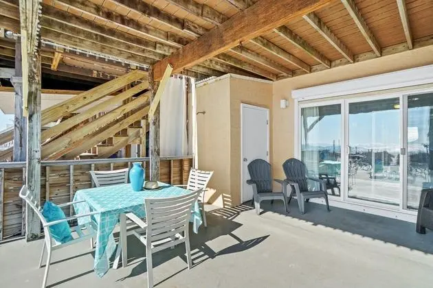Sıra Ev, 3 Yatak Odası, Denize Sıfır (Beachside West 7)