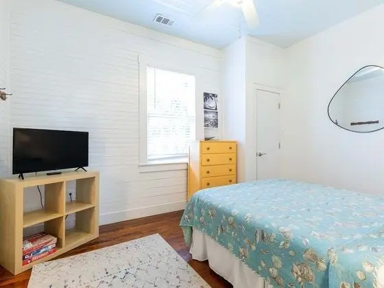 Daire, 1 Büyük (Queen) Boy Yatak ve Çekyat, Mutfak, Plaj Manzaralı (4)