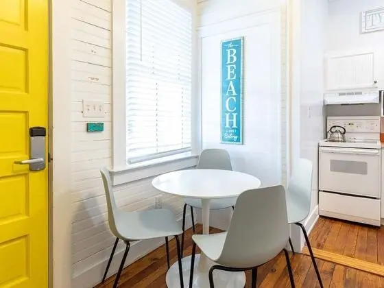 Daire, 1 Büyük (Queen) Boy Yatak ve Çekyat, Mutfak, Plaj Manzaralı (4)